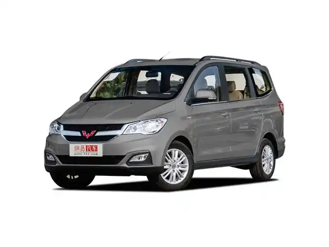 2015款 五菱宏光s 车身颜色 晴空银