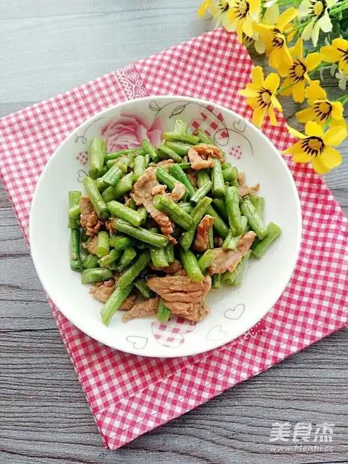 豆角炒肉