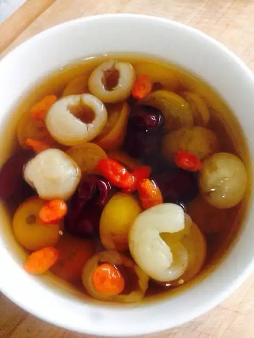 红枣桂圆汤功效与作用(冬天干燥) - 行就行