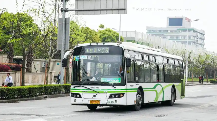 com/n/巨峰路金高路>@巨峰路金高路 /a>