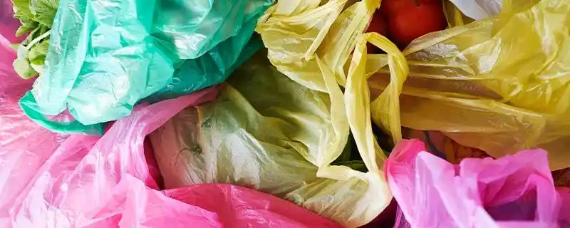 塑料袋属于可回收垃圾.