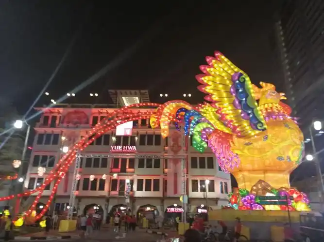 新加坡牛车水景点,过年时去这里气氛最好,前几天还有个夜间嘉年华