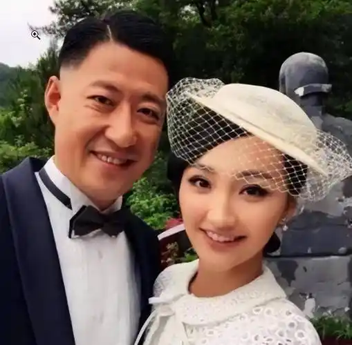 10对低调的明星夫妻,看似平平淡淡,实际恩爱有加,让