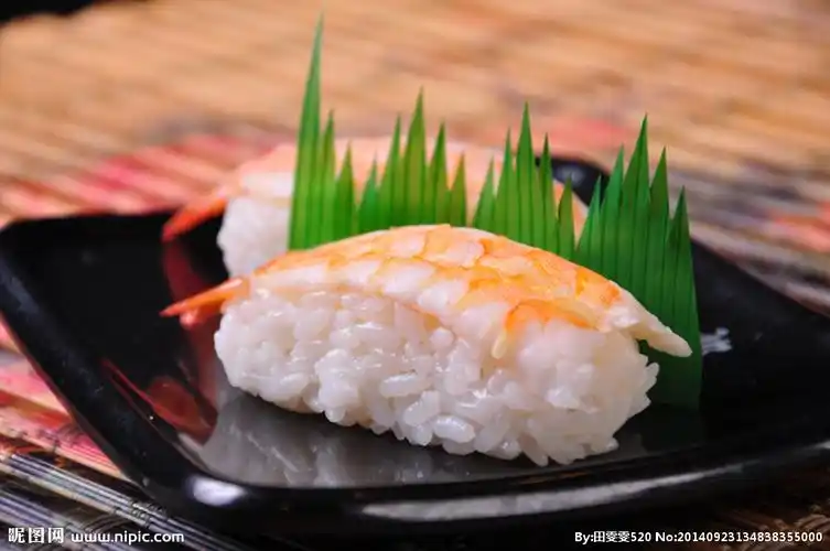 虾手握寿司图片