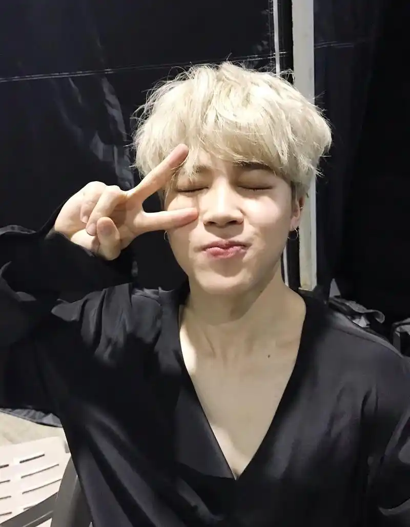 防弹少年团成员朴智旻solo曲《serendipity》mv点击量于28日突破8千万