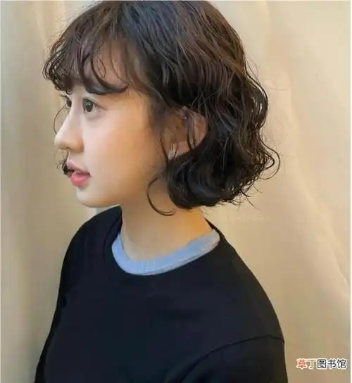 15款最火短发送给大家 短卷发发型图片