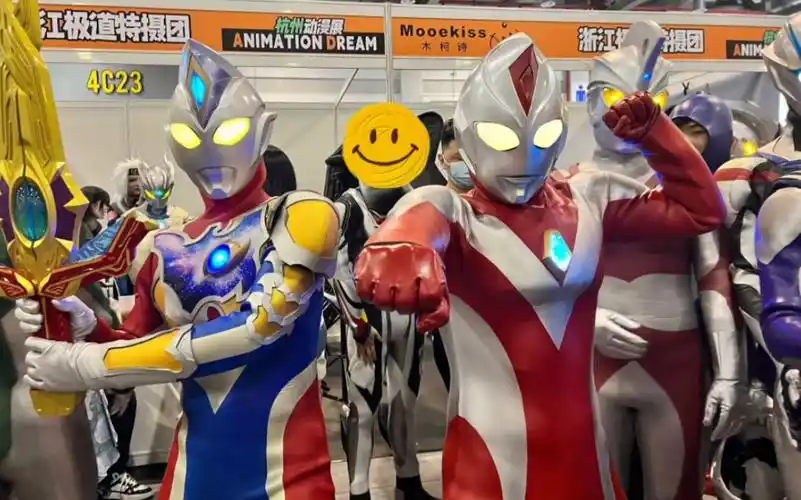 【德凯奥特曼漫展出行09】人挤人的杭州ad02上 有一群光之战士