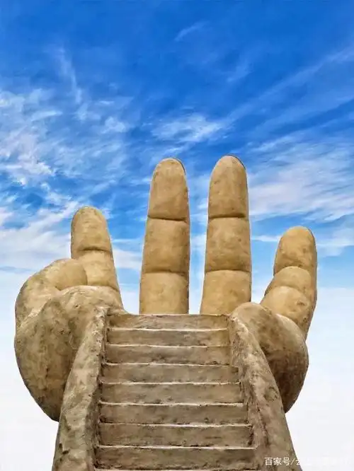 被佛手捧在手心,重庆最新网红小众景点,红豆杉谷云上佛手