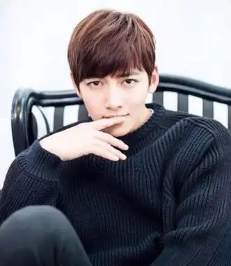 女生脸方正适合什么发型_适合脸比较方的发型 - 乐享生活 - 阿奇号