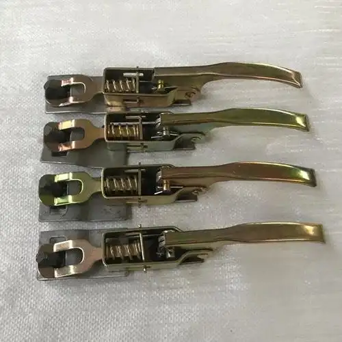 货车门板卡扣皮卡手扣车厢锁扣锁紧弹簧扳手其他