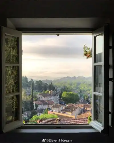 窗外的风景图cr.水印