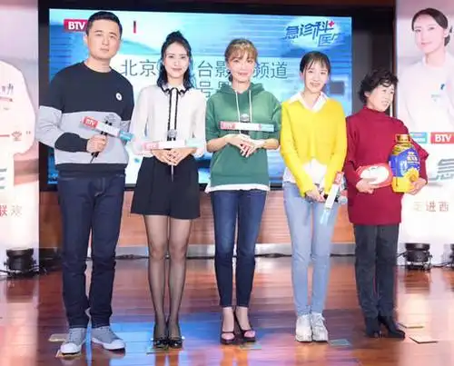 《急诊科医生》进社区 刘荫为护士发声传递正能量(图)