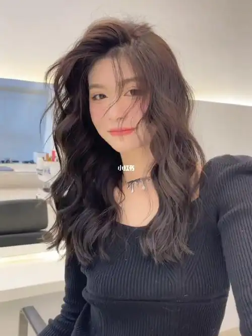 中长发女生一定要尝试的法式卷发73太美了吧