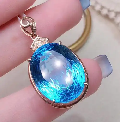 【托帕石吊坠】秒杀-不议退 18k金镶嵌钻托帕石吊坠!石重29.