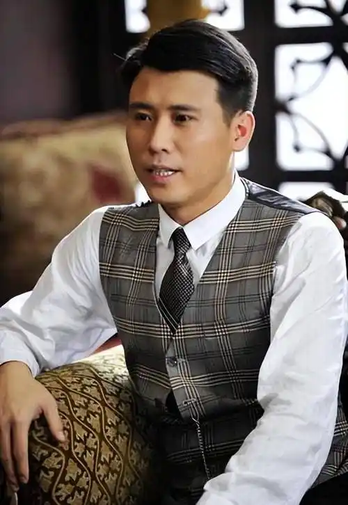 李乃文不是结婚了吗?黄金配角的婚姻至今成谜_角色_工作_表演