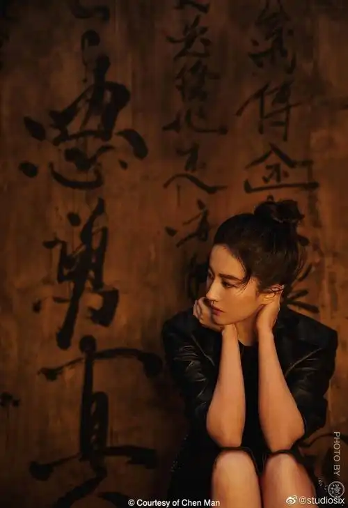 fujii从果子要开心每一天转采于2021-06-08 13:35:48陈漫陈漫-古风