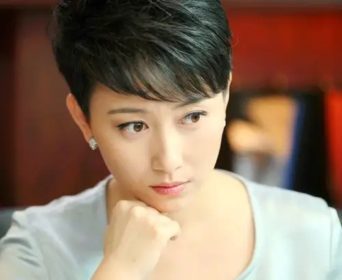 电视剧《夏妍的秋天》丁柳元剧照