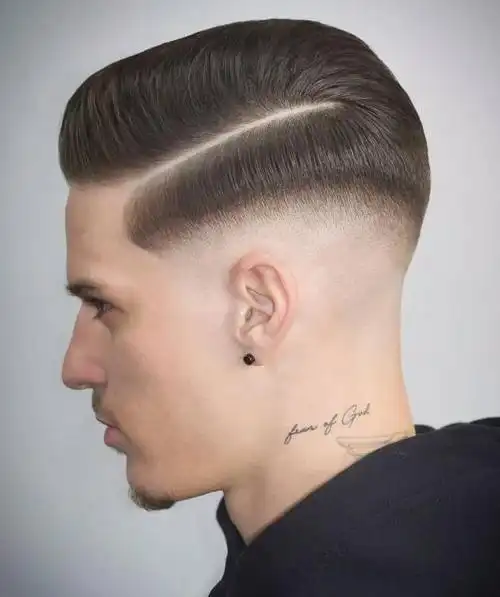 男生侧梳发型图片清爽帅气展现型男魅力