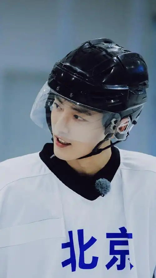 肖战冰球服造型##肖战冰球运动推广大使