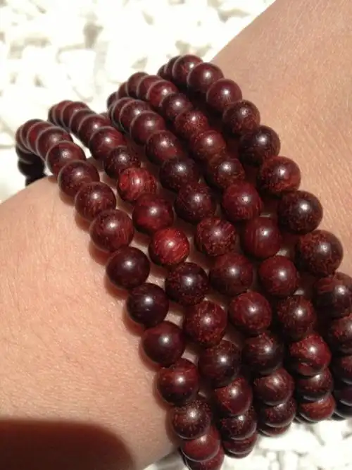 请问我的谭木匠小叶紫檀木佛珠是真的么?