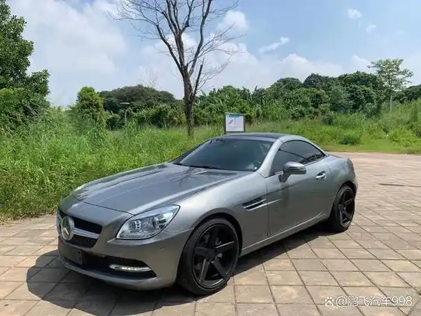 16奔驰slk200全款98万在细节处展现了独特的个性魅力