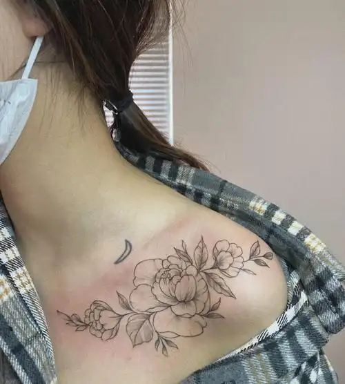 最新素花纹身图案大全女8