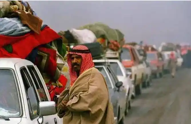 1990中国外交官和记者科威特被扣押,代办冒险救人被踢皮球