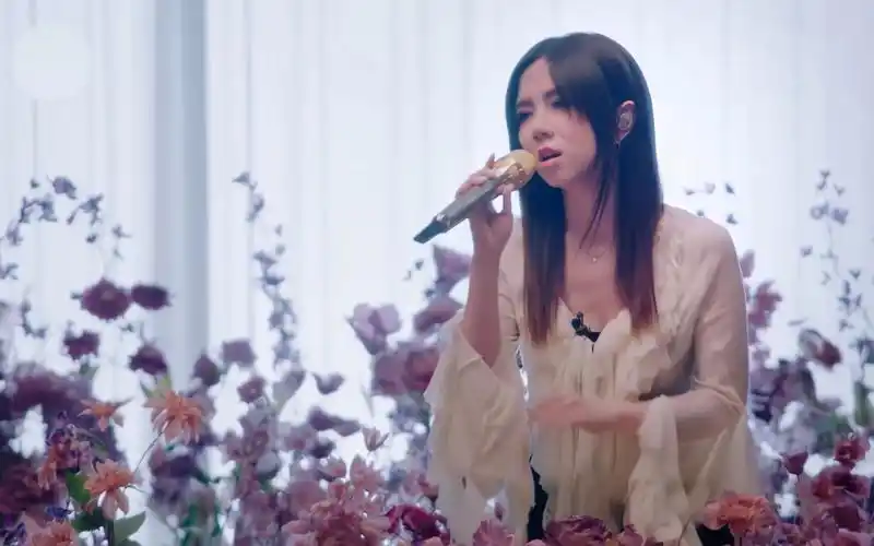 【4k60帧】邓紫棋《你成为了谁的幸福》