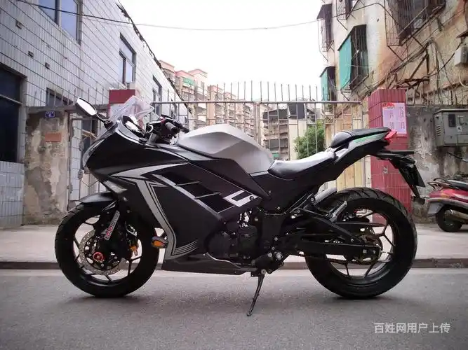 出售新到货2019年1月份购买的小忍者250c排量