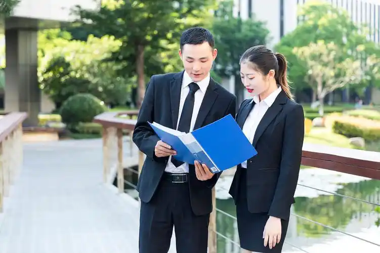 商务讨论策划案图片