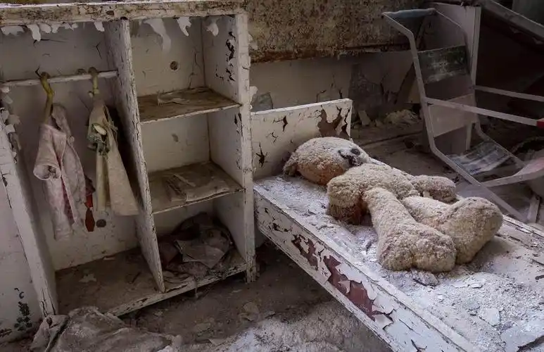 切尔诺贝利缩影:废弃城市如鬼城 (2/24)