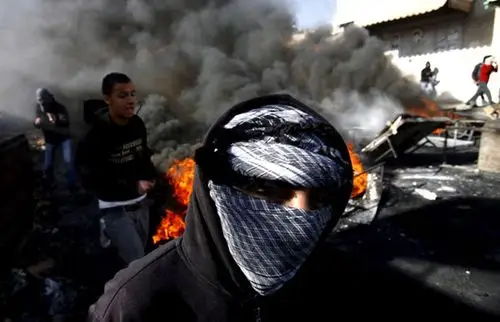 以军空袭巴勒斯坦遭遇20多年来最血腥一天组图