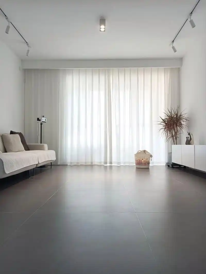 后悔装修刷了大白墙…… 大白墙真是太香了 硬装越简单软装选择越多