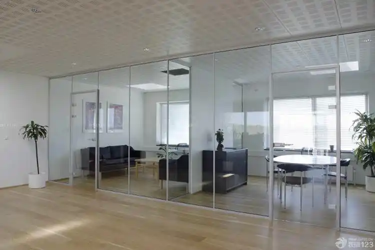 简单办公室隔断设计效果图_设计456装修效果图