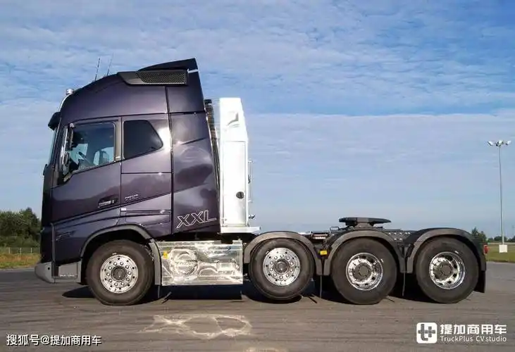 带您看一辆非常特别的750马力沃尔沃fh16牵引车,配了加大驾驶室_搜狐