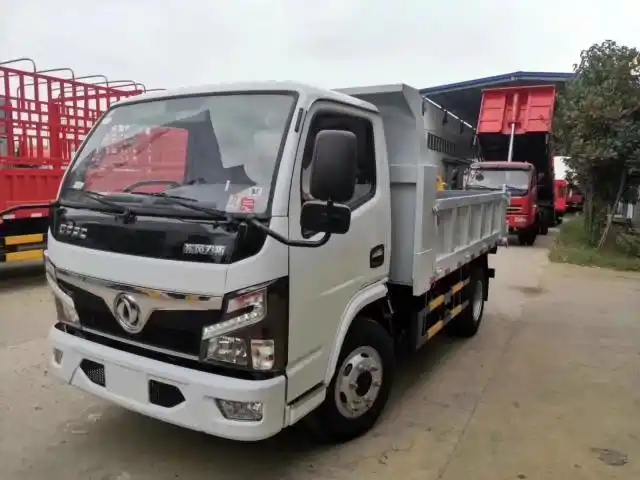 东风福瑞卡蓝牌小型自卸车