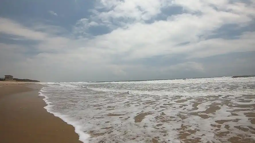 防城港蝴蝶岛天堂滩!