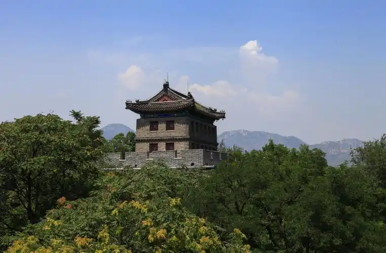 杨_天下第一关山海关