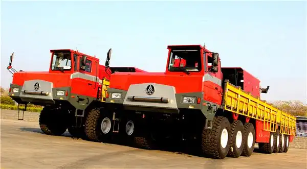 图为整装待发交付用户的车辆即将启程航天三江三江瓦力特特种车辆有限