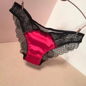 日系舒适女裤头绸缎质感性感蕾丝内裤女诱惑火辣女纯棉底档三角裤