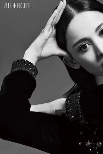 for时装lofficiel再登8月刊双封面气场全开笃定前行