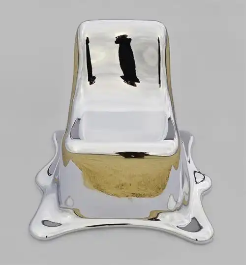 可以融化的椅子 / phillpp aduatz