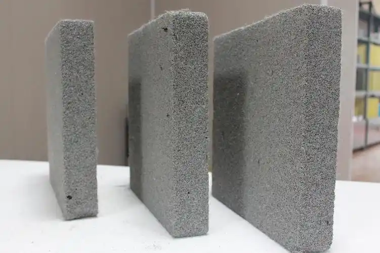 水泥发泡保温板是利用泡沫混凝土或泡沫砂浆保温板,可用于屋顶保温.