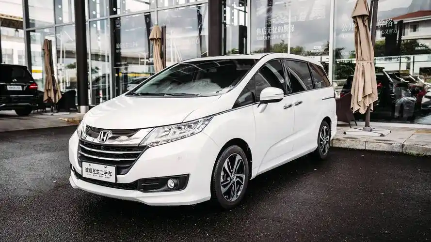 奥视群雄出行生活首选本田奥德赛24l至尊版