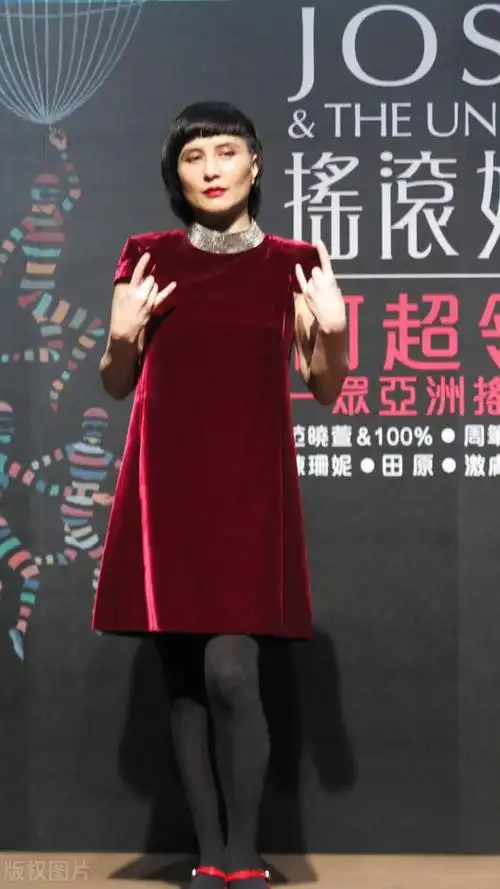 何超仪这身材,这才是尤物啊!