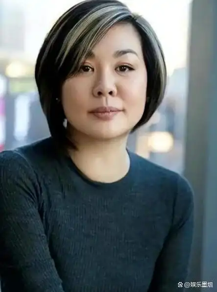 演员丛珊:与法国丈夫离婚后,带着儿子嫁导演,现在还好吗