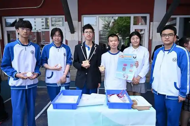 北京市玉渊潭中学学生公司再次晋级全国赛