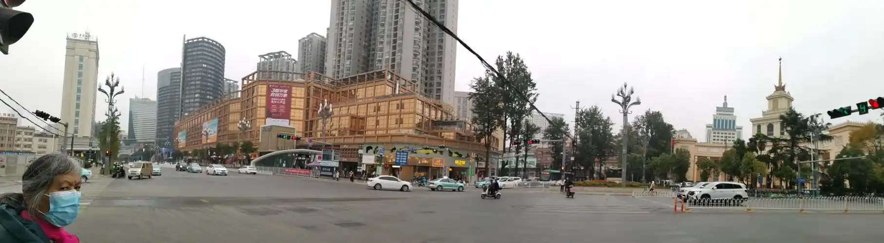 昆明市中心街景全景图