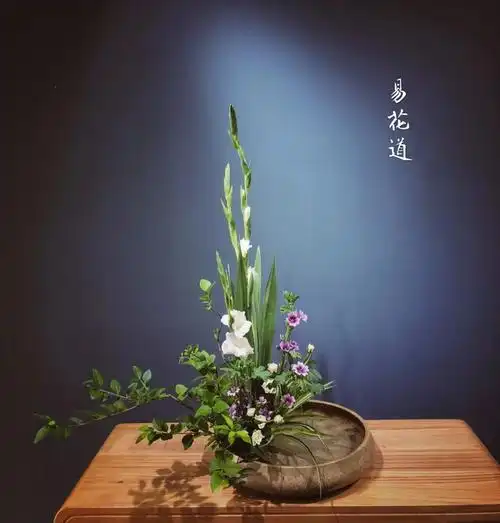 中国插花12月系统课程易花道汉中教室