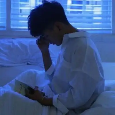 蓝色系快手头像男阳光般暖心